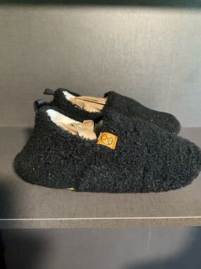 Fhilepon 8.5 black full slippers